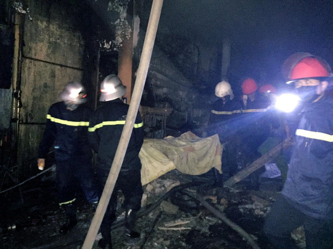 Hà Tĩnh: Cháy cửa hàng kinh doanh thiết bị ôtô, 2 ông cháu tử vong ảnh 1