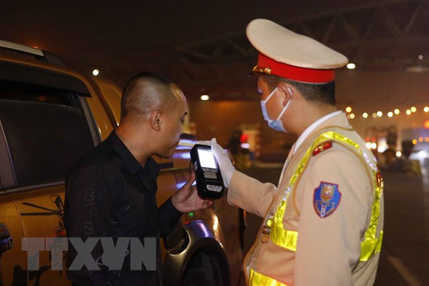 Không rượu bia khi tham gia giao thông để Tết an toàn hơn ảnh 2