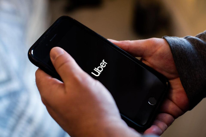 SoftBank bán cổ phiếu trong Uber. (Ảnh minh họa: Bloomberg) Tập đoàn SoftBank rao bán 45 triệu cổ phiếu trong Uber ảnh 1
