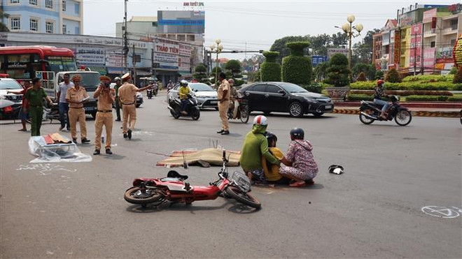 Bình Phước: Hai vụ tai nạn liên tiếp tại một điểm, 3 người thương vong ảnh 1