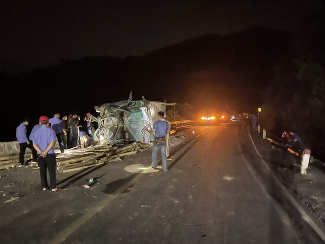 Vụ tai nạn giao thông ở Thừa Thiên-Huế: Thăm hỏi gia đình nạn nhân ảnh 1