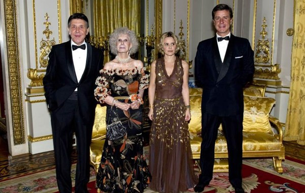 Cuộc đời đáng ghen tị của nữ công tước giàu nhất Tây Ban Nha ảnh 9