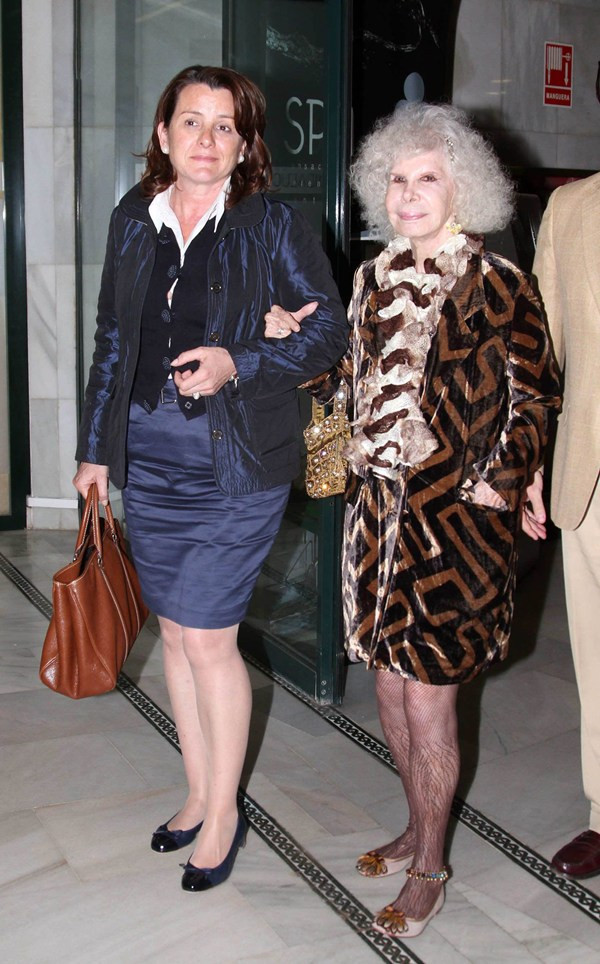 Cuộc đời đáng ghen tị của nữ công tước giàu nhất Tây Ban Nha ảnh 14