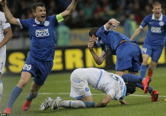 Sevilla đối đầu Dnipro ở chung kết Europa League, Italy tan mộng ảnh 1