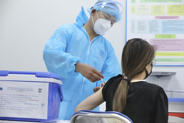 Nỗ lực vì mục tiêu vaccine cho toàn dân: Chung sức đưa vaccine về nước ảnh 2