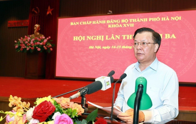 Bí thư Thành ủy Hà Nội Đinh Tiến Dũng phát biểu khai mạc hội nghị. (Ảnh: TTXVN) Tạo đột phá trong tổ chức, hoạt động của hệ thống chính trị ở cơ sở ảnh 1