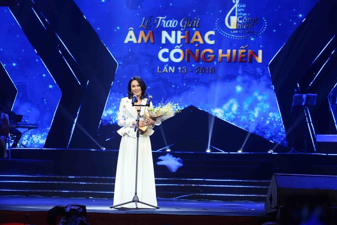 Mỹ Tâm, Dương Cầm và Ngọt thắng lớn tại giải Cống hiến 2018 ảnh 1