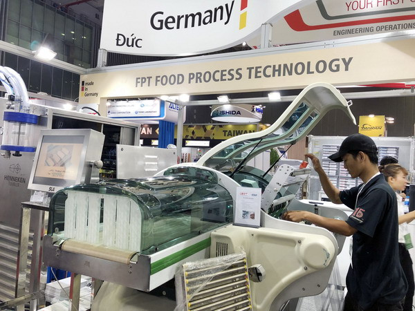 420 doanh nghiệp tham dự chuỗi triển lãm ngành nhựa, cao su ảnh 1