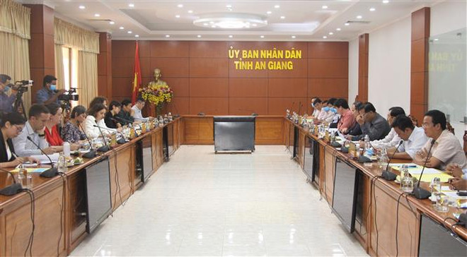 An Giang đề nghị WB và Australia hỗ trợ xây dựng hồ trữ nước ngọt ảnh 1