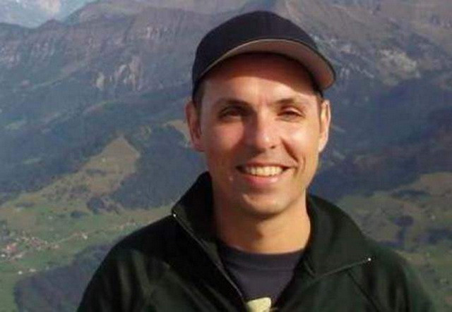 Hé lộ nguyên nhân khiến cơ trưởng Airbus A320 rời buồng lái ảnh 1