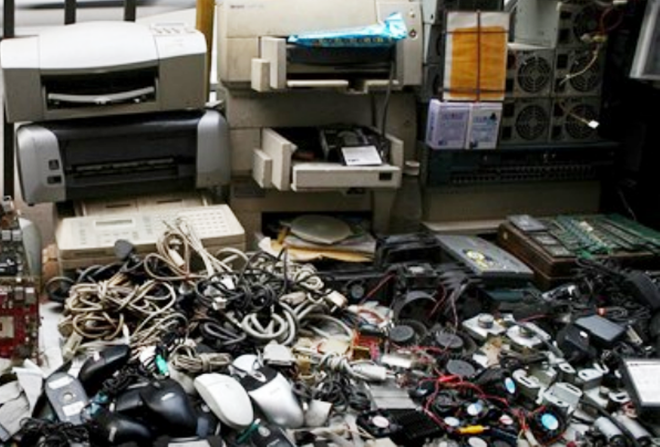 Đề nghị đình chỉ lò đốt rác điện tử không phép 'gây hại môi trường' ảnh 1