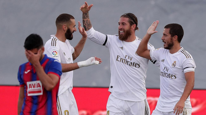 Real Madrrid thắng dễ trong ngày trở lại. (Nguồn: Getty Images) 'Hạ gục nhanh' Eibar, Real Madrid thu hẹp khoảng cách với Barcelona ảnh 1