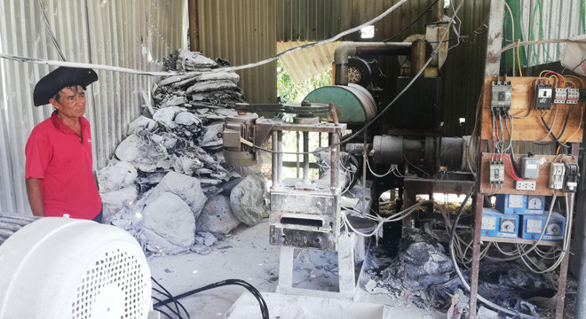 Khánh Hòa: Đình chỉ hoạt động cơ sở tái chế nhựa phế liệu gây ô nhiễm ảnh 2