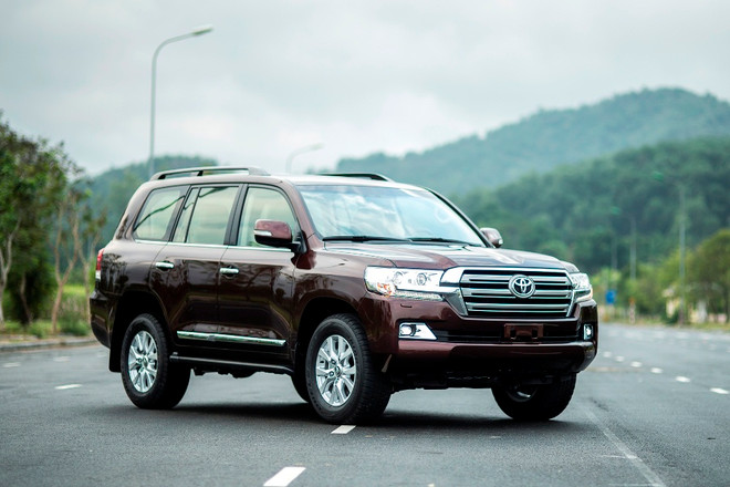 Toyota Việt Nam ra mắt Land Cruiser 2015, giá hơn 2,8 tỷ đồng ảnh 1