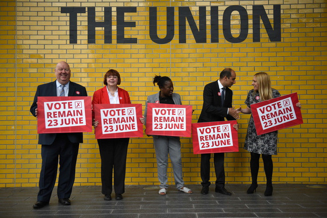 Thăm dò dư luận về Brexit: 54% cử tri Anh chọn ở lại với EU ảnh 1