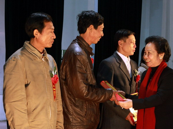 Cả nước có 35.000 người đăng ký hiến tặng giác mạc ảnh 1