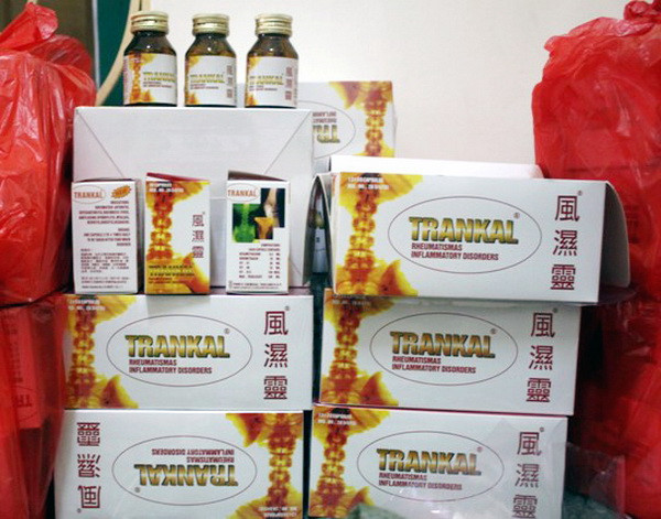 Quảng Ninh thu giữ 1.000 lọ thuốc điều trị Gout không xuất xứ ảnh 1