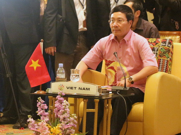 Hội nghị hẹp Ngoại trưởng ASEAN quan ngại về tình hình Biển Đông ảnh 1