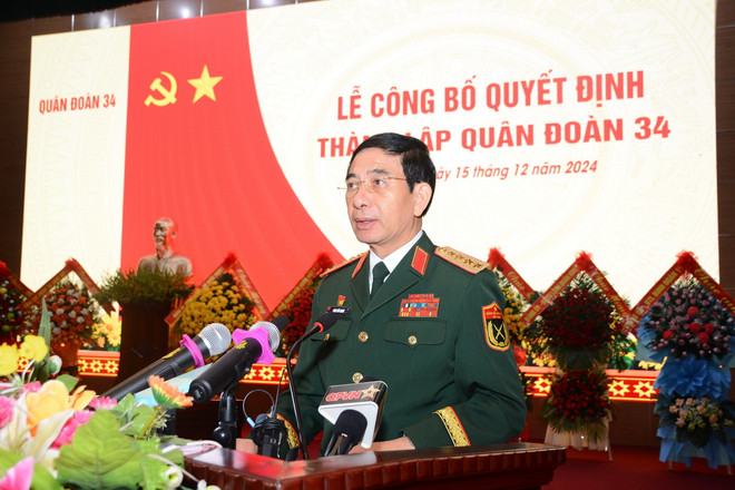 ttxvn_le_cong_bo_quyet_dinh_thanh_lap_quan_doan_34_1512-2.jpg