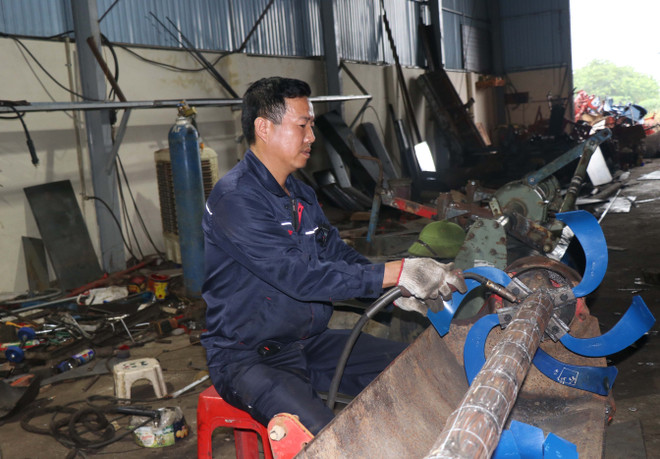 Gặp gỡ người nông dân đam mê sáng chế máy móc nông nghiệp ở Bắc Ninh ảnh 2