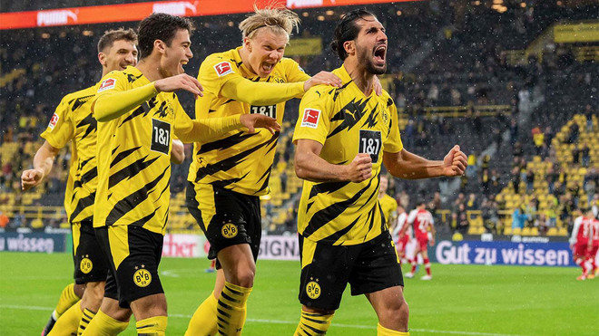 RB Leipzig chiếm ngôi đầu Bundesliga sau chiến thắng hủy diệt ảnh 1