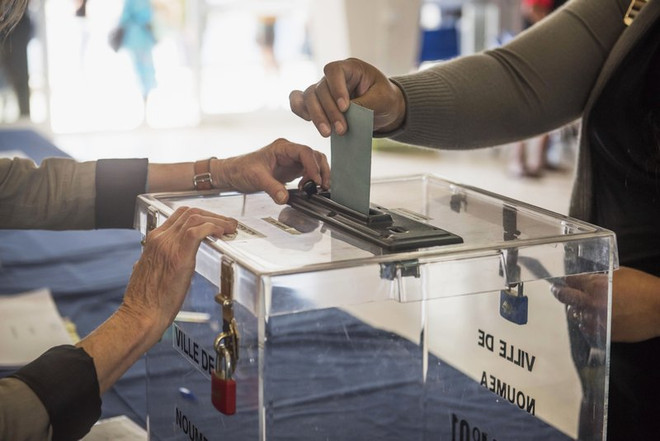 Quần đảo New Caledonia giữ nguyên quyết định không tách khỏi Pháp ảnh 1