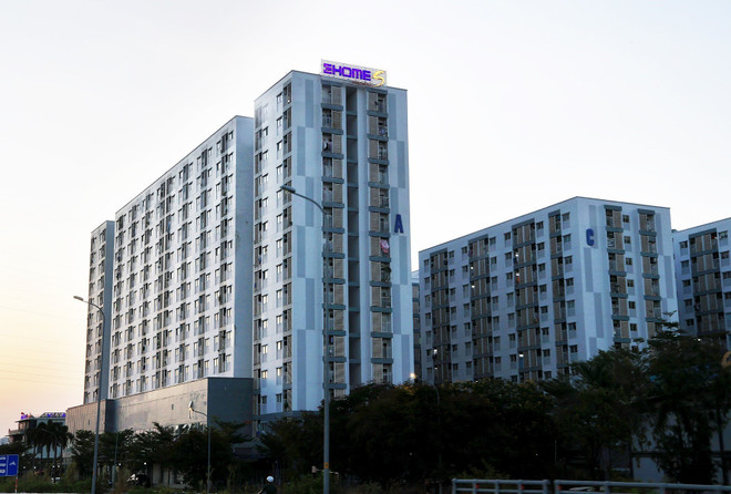 Chung cư trên đường Đồng Văn Cống, thành phố Thủ Đức, Thành phố Hồ Chí Minh. (Ảnh: Hồng Đạt/TTXVN) ttxvn_chung cu tphcm (2).jpg