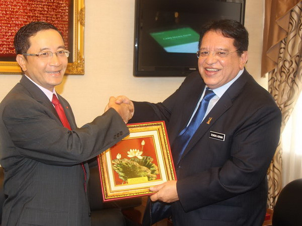 Tổng thư ký UMNO đánh giá cao quan hệ hợp tác với Việt Nam ảnh 1