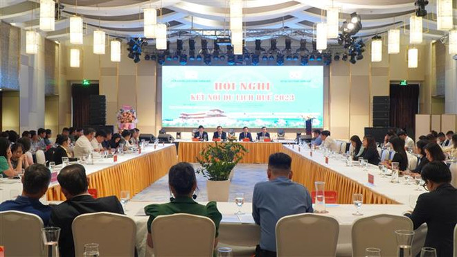 Du lịch Huế phát huy liên kết từ tour "Con đường Di sản miền Trung" ảnh 1