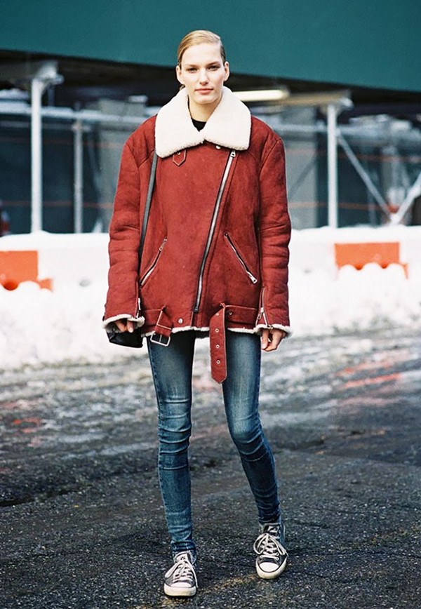 Bốn kiểu áo khoác sành điệu cho nàng diện trong mùa Giáng sinh ảnh 5