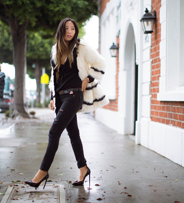 Bốn kiểu áo khoác sành điệu cho nàng diện trong mùa Giáng sinh ảnh 12