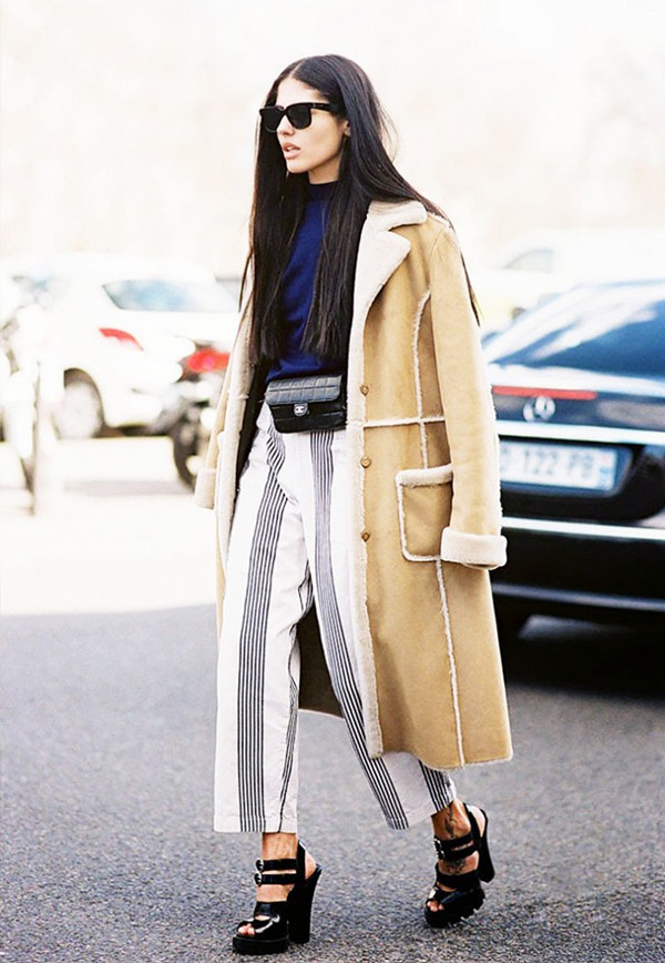 Bốn kiểu áo khoác sành điệu cho nàng diện trong mùa Giáng sinh ảnh 7