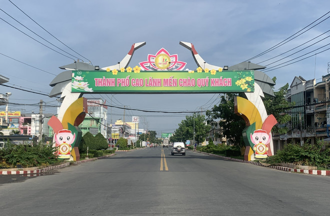 Đồng Tháp tiếp tục thực hiện Chỉ thị số 16 trên toàn tỉnh đến hết ngày 5/9. (Ảnh: Chương Đài/TTXVN) Đồng Tháp nỗ lực xét nghiệm toàn tỉnh để tách F0 khỏi cộng đồng ảnh 2