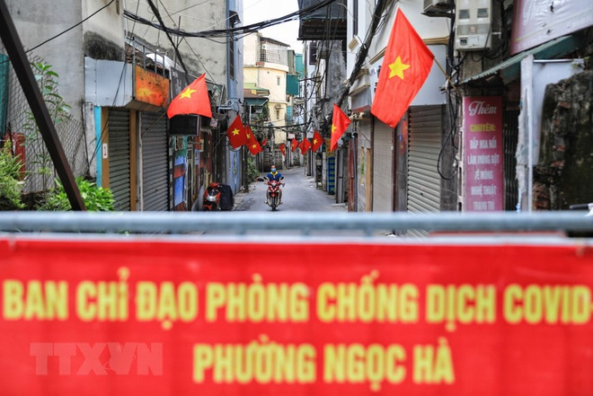 76 năm Quốc khánh 2/9: Hà Nội ánh lên niềm tin, vững bước đi lên ảnh 2