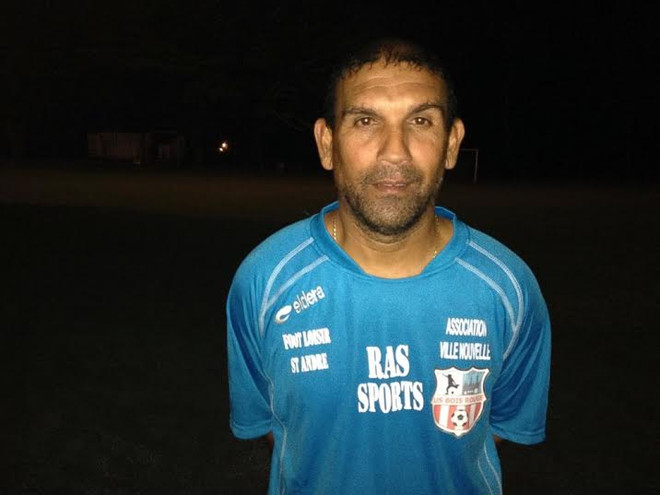 Người đầu tiên tìm thấy mảnh vỡ nghi là của MH370 đã nói gì? ảnh 2