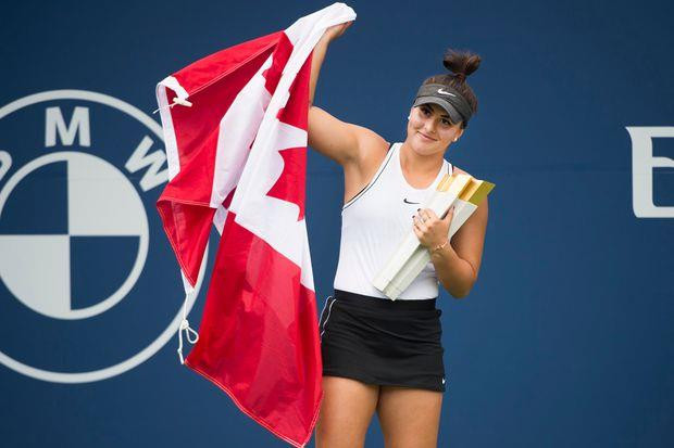 Bianca Andreescu trở thành tay vợt Canada đầu tiên vô địch sau 50 năm chờ đợi. (Nguồn: AP) Rafael Nadal lần thứ 5 vô địch Rogers Cup, thiết lập kỷ lục mới ảnh 1