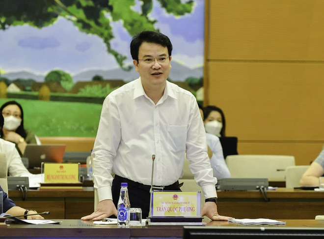 Thứ trưởng Trần Quốc Phương phát biểu. (Ảnh: quochoi.vn) Cơ cấu lại nền kinh tế tạo ra sự thay đổi trong mô hình tăng trưởng ảnh 2