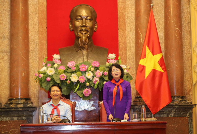 Phó Chủ tịch nước gặp mặt Đoàn đại biểu Cháu ngoan Bác Hồ tỉnh Nghệ An ảnh 1