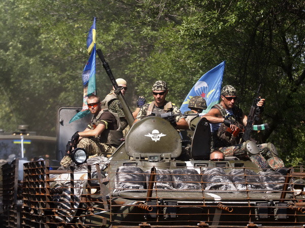 Lập trường khác biệt trước cuộc gặp cấp cao ba bên về Ukraine ảnh 1