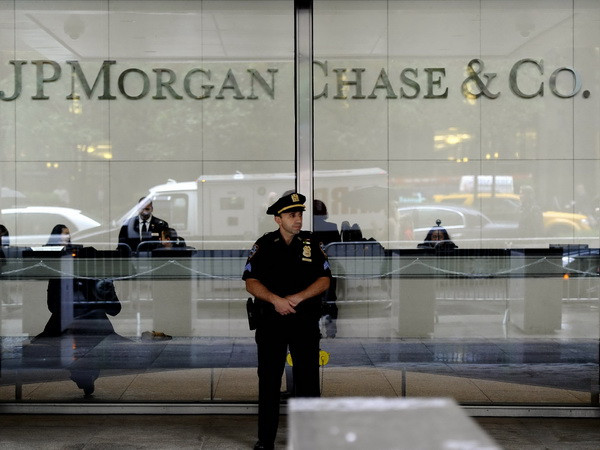 "Đại gia" JPMorgan Chase phải nộp phạt hàng tỷ USD ảnh 1