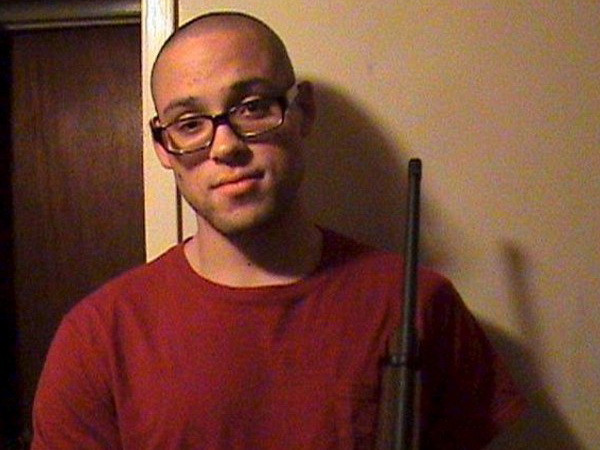 Mỹ: Thủ phạm trong vụ xả súng kinh hoàng tại Oregon đã tự sát ảnh 1