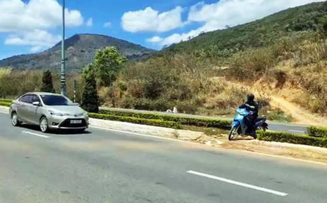 Lập lại trật tự hành lang an toàn giao thông cao tốc Liên Khương-Prenn ảnh 1