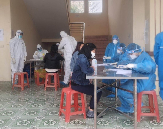 Ninh Bình cách ly 17 trường hợp F1 liên quan 4 ca nhập cảnh dương tính ảnh 1