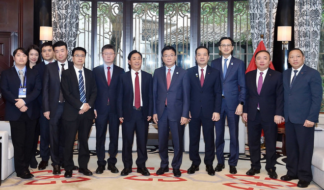 ttxvn pho_thu_tuong_le_thanh_long_du_dai_hoi_internet_the_gioi_nam_2024_tai_trung_quoc3_resize.jpg