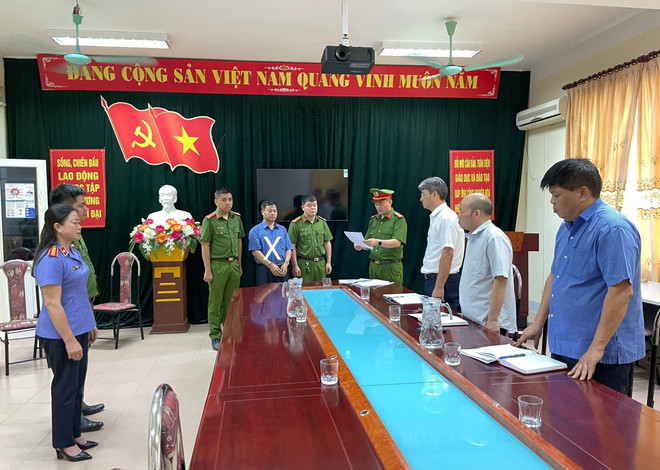 Sơn La: Bắt tạm giam 2 cán bộ lợi dụng chức vụ, quyền hạn ảnh 1