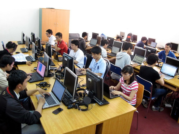 Hai ngành đại học đầu tiên của Việt Nam đạt chuẩn ABET ảnh 1