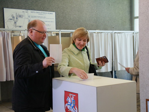 Litva sẽ phải tiến hành vòng hai bầu cử tổng thống ảnh 1