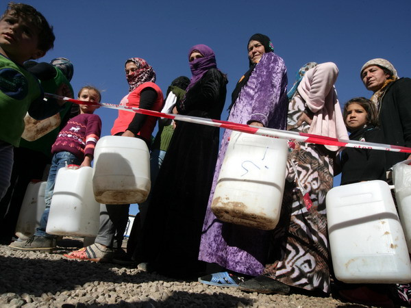Ảnh minh họa. (Nguồn: AFP/TTXVN) Iran tuyển mộ người tị nạn Afghanistan tham chiến ở Syria ảnh 1