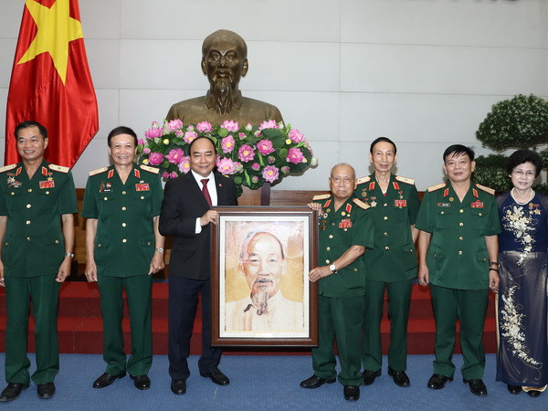 Thủ tướng Nguyễn Xuân Phúc tiếp Hội Truyền thống Trường Sơn ảnh 1