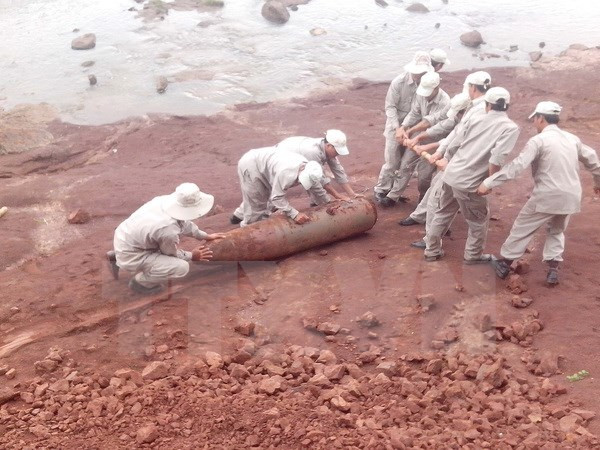 Đắk Nông: Di dời và hủy nổ an toàn quả bom nặng hơn 200 kg ảnh 1